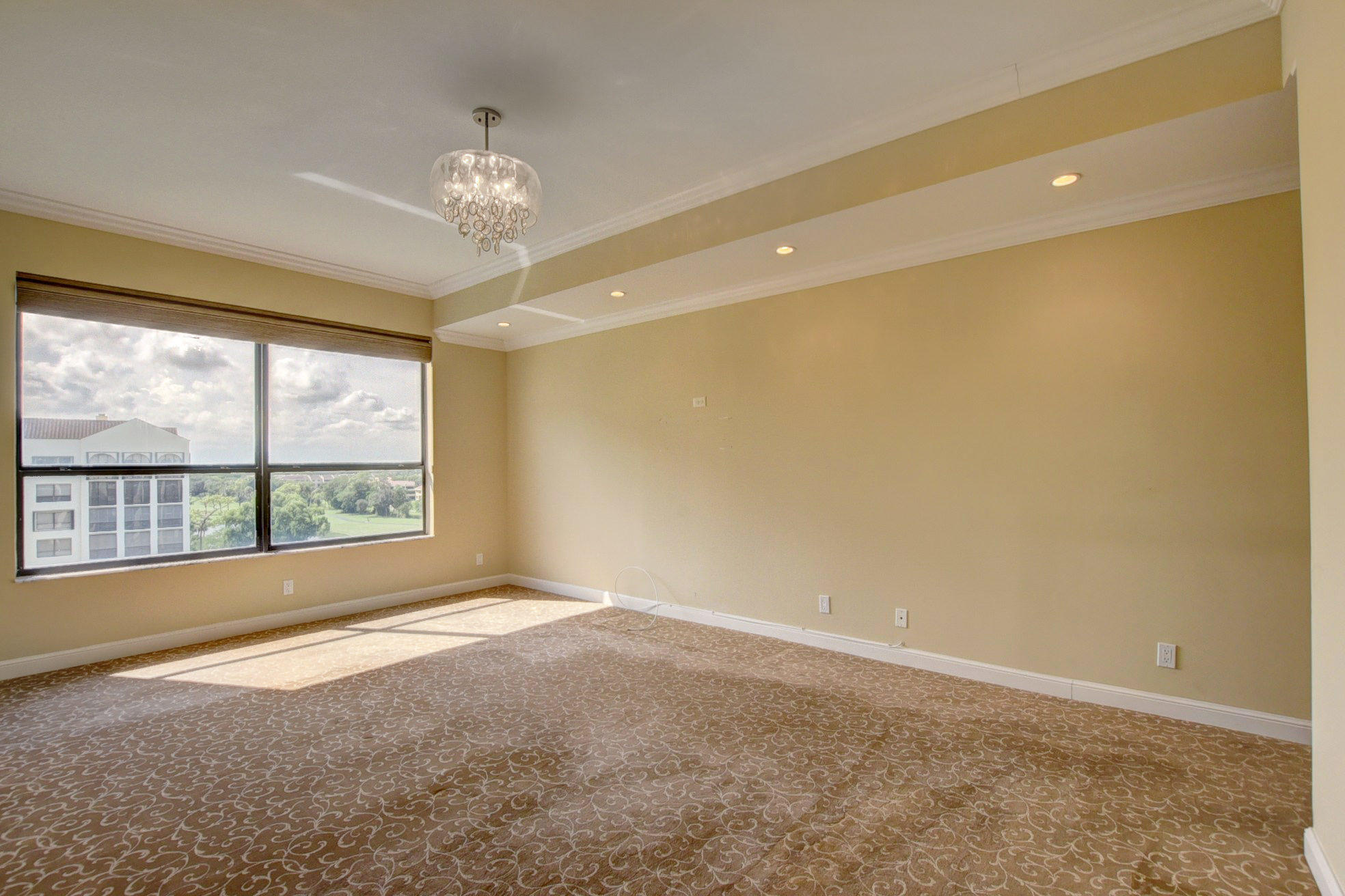 IMPERIAL ROYALE AT BOCA POINTE CONDO - Residential