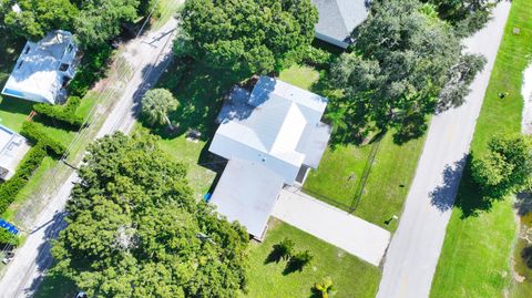 Tiny photo for 768 22nd Place, Vero Beach, FL 32960 (MLS # B26036201)