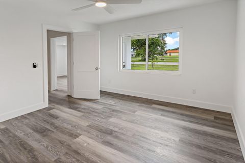 Tiny photo for 768 22nd Place, Vero Beach, FL 32960 (MLS # B26036201)