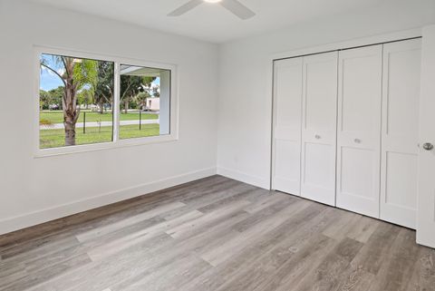 Tiny photo for 768 22nd Place, Vero Beach, FL 32960 (MLS # B26036201)