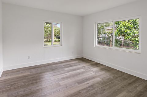 Tiny photo for 768 22nd Place, Vero Beach, FL 32960 (MLS # B26036201)