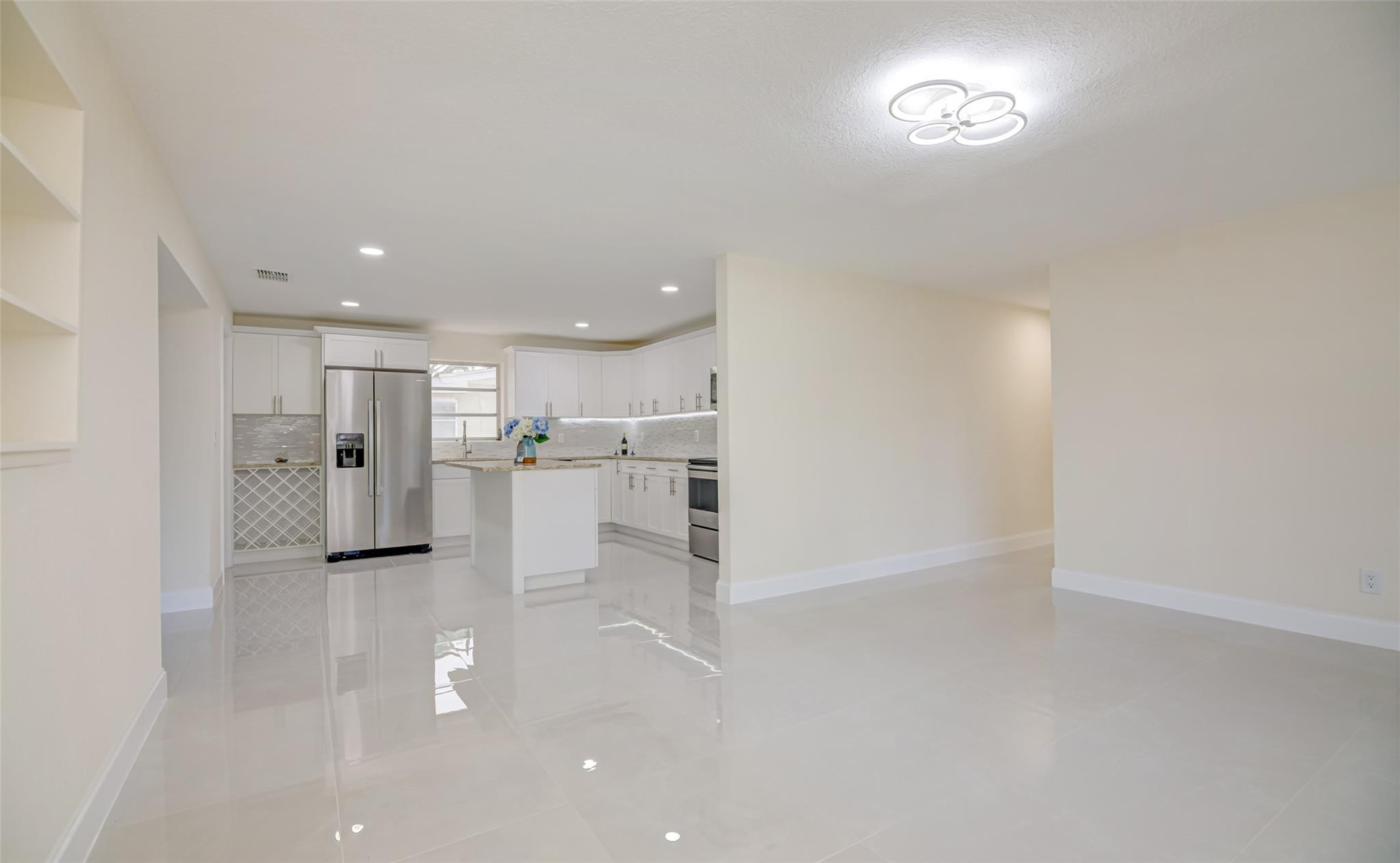 CHURCHILL DOWNS SUB - Residential Lease