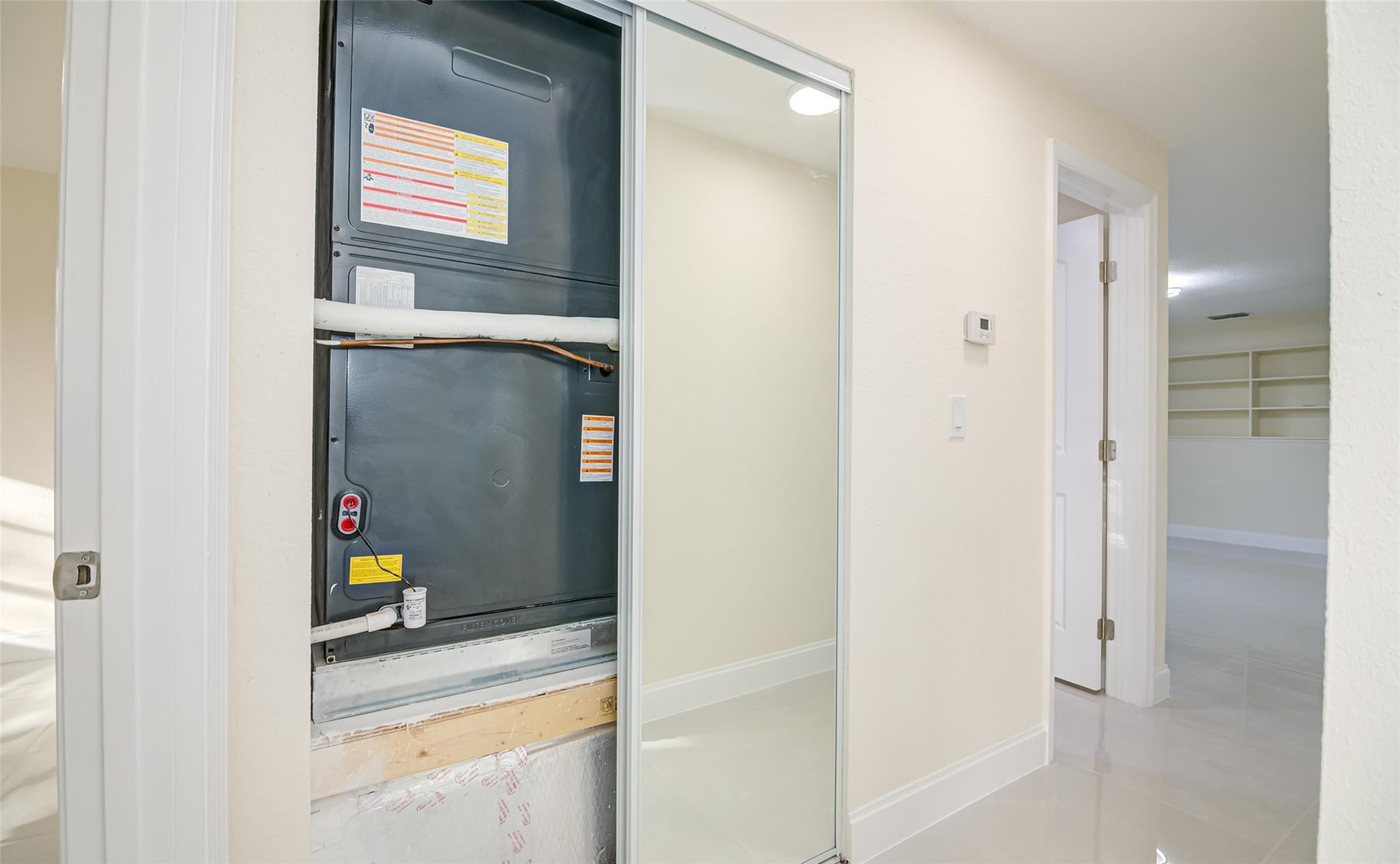 CHURCHILL DOWNS SUB - Residential Lease