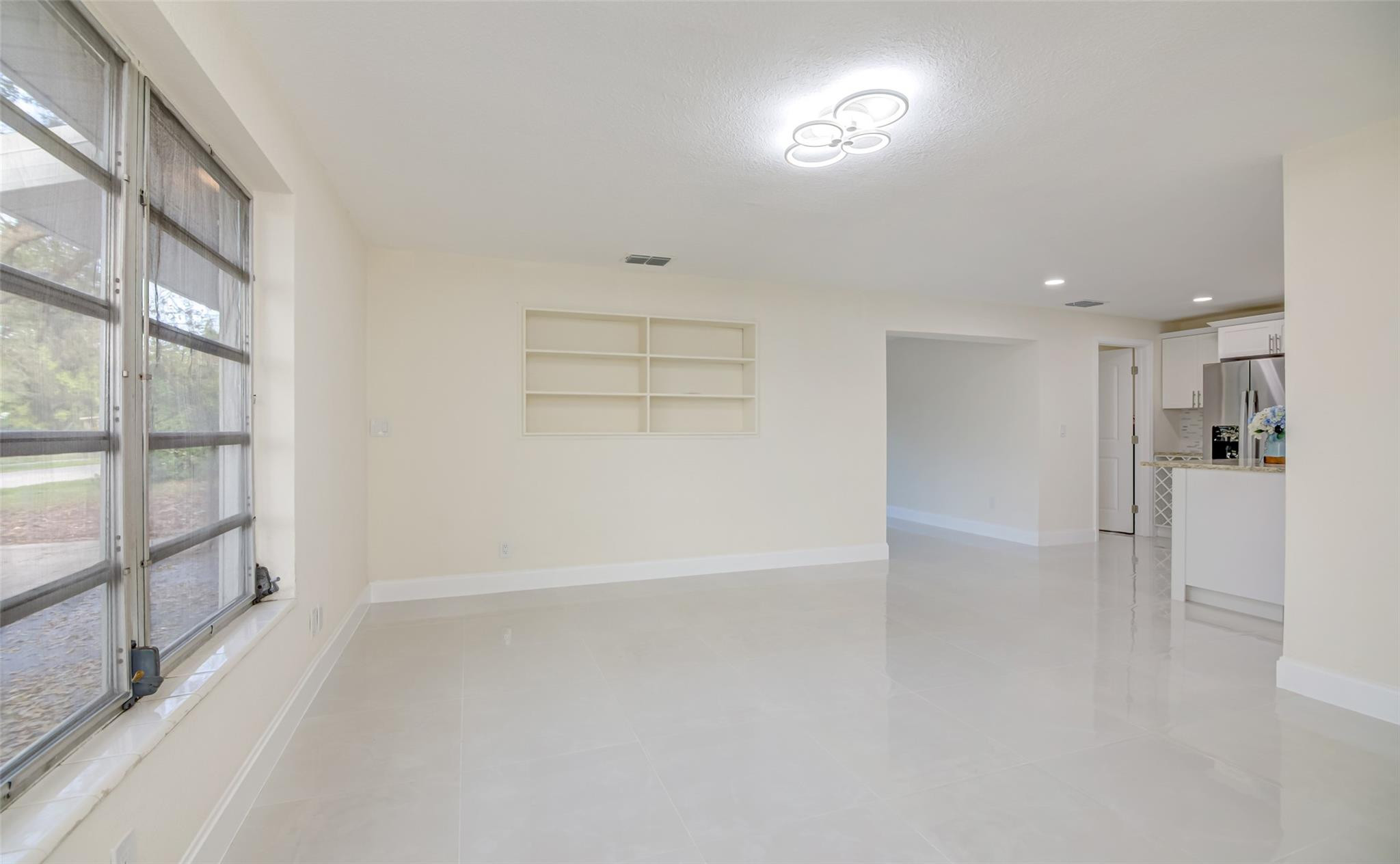 CHURCHILL DOWNS SUB - Residential Lease