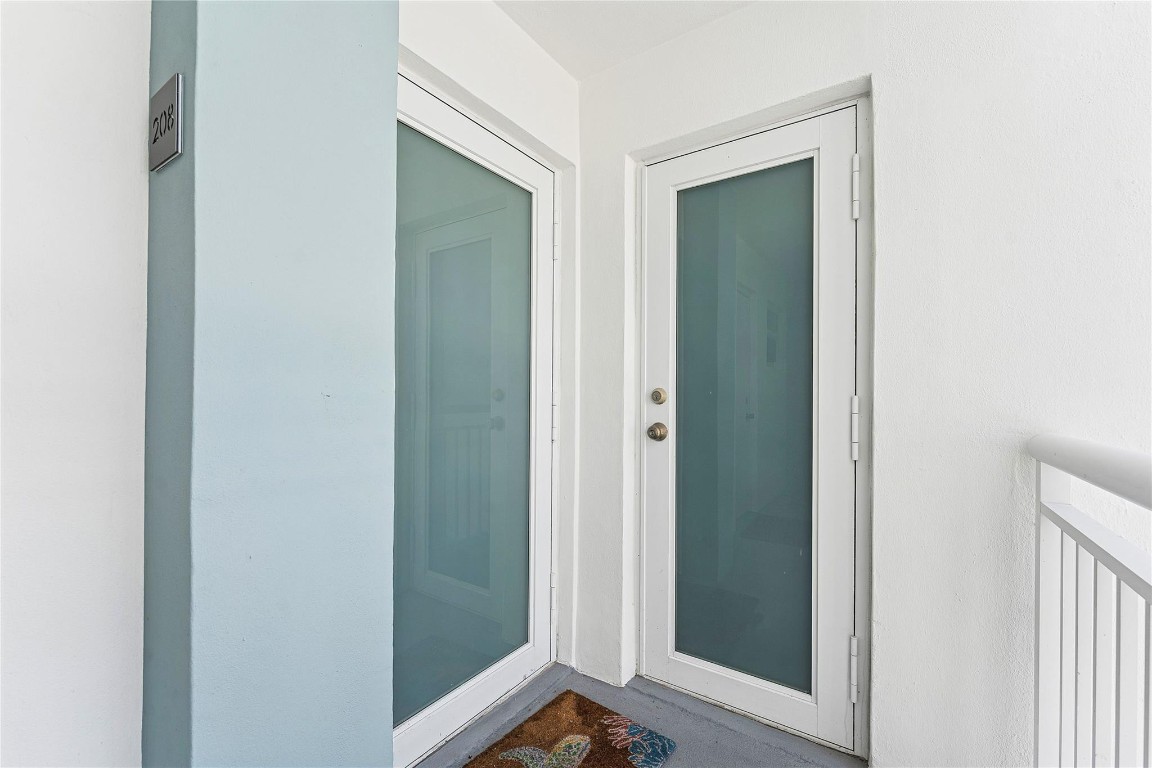 201 N Ocean Boulevard 208