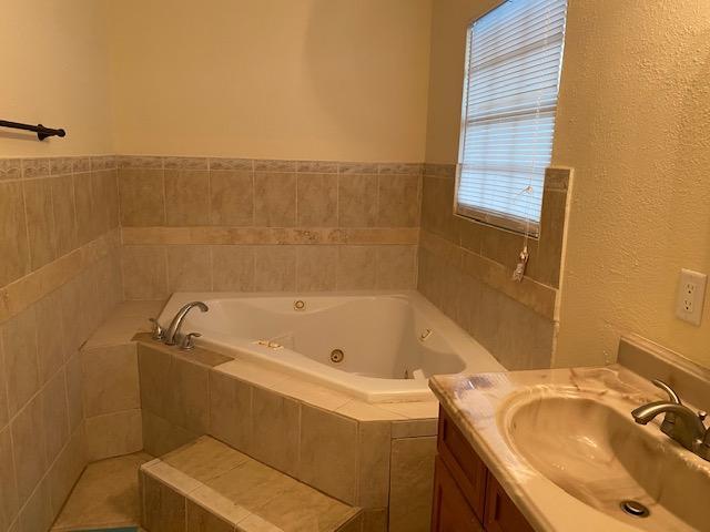 KELSEY CITY - Residential