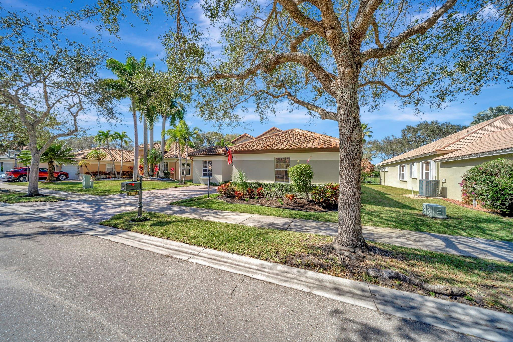 Parkland Isles - Residential