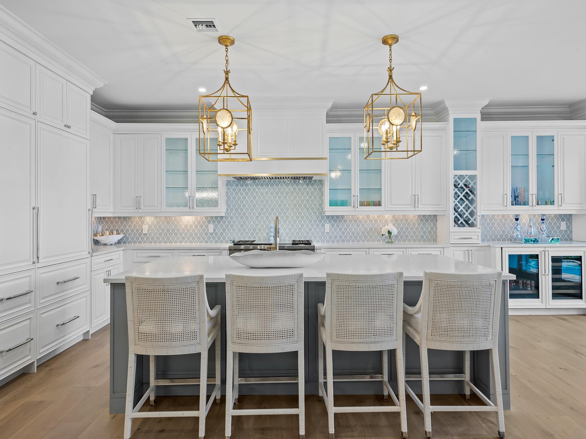 RIO VISTA ISLES - Residential