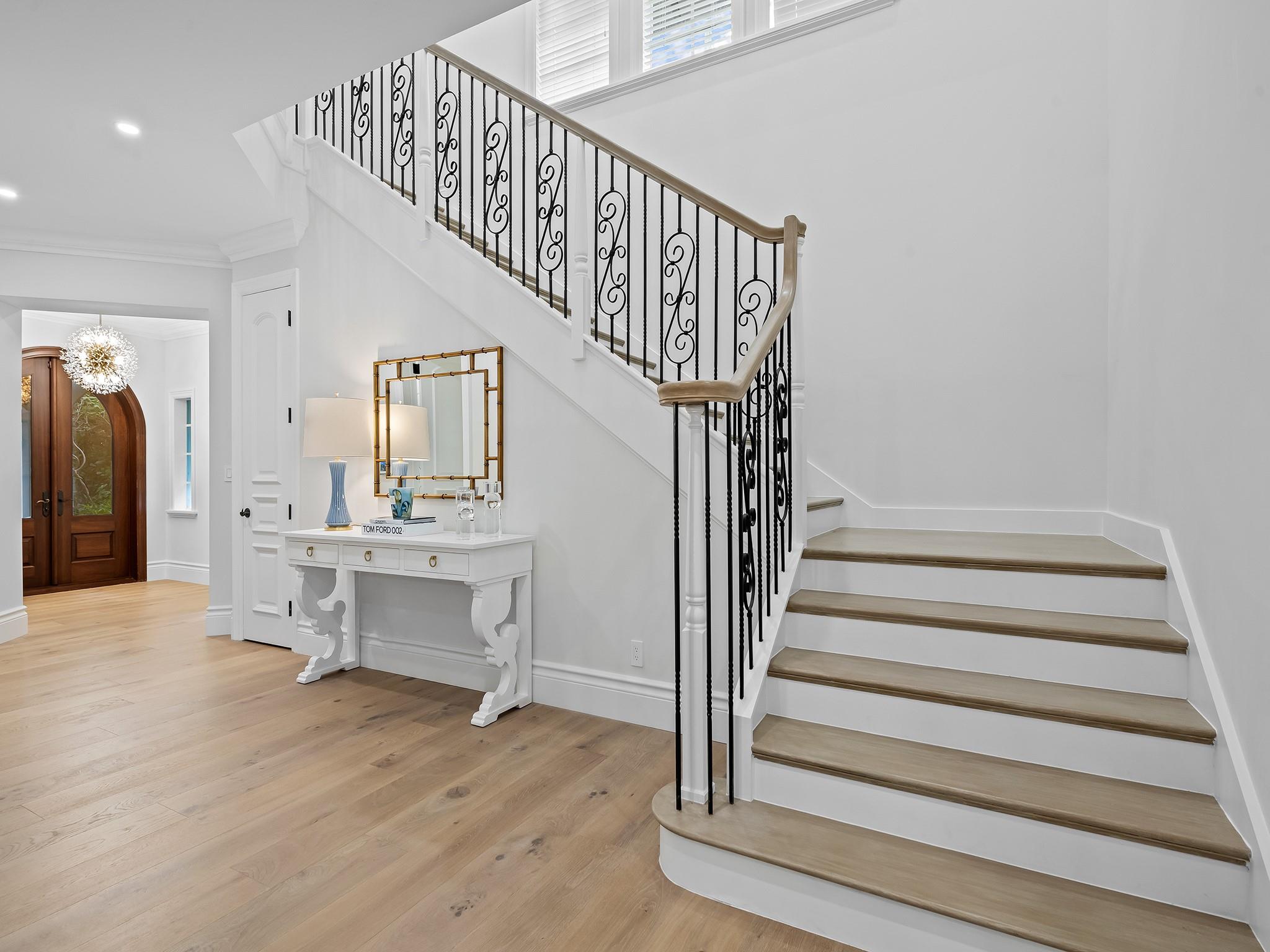 RIO VISTA ISLES - Residential