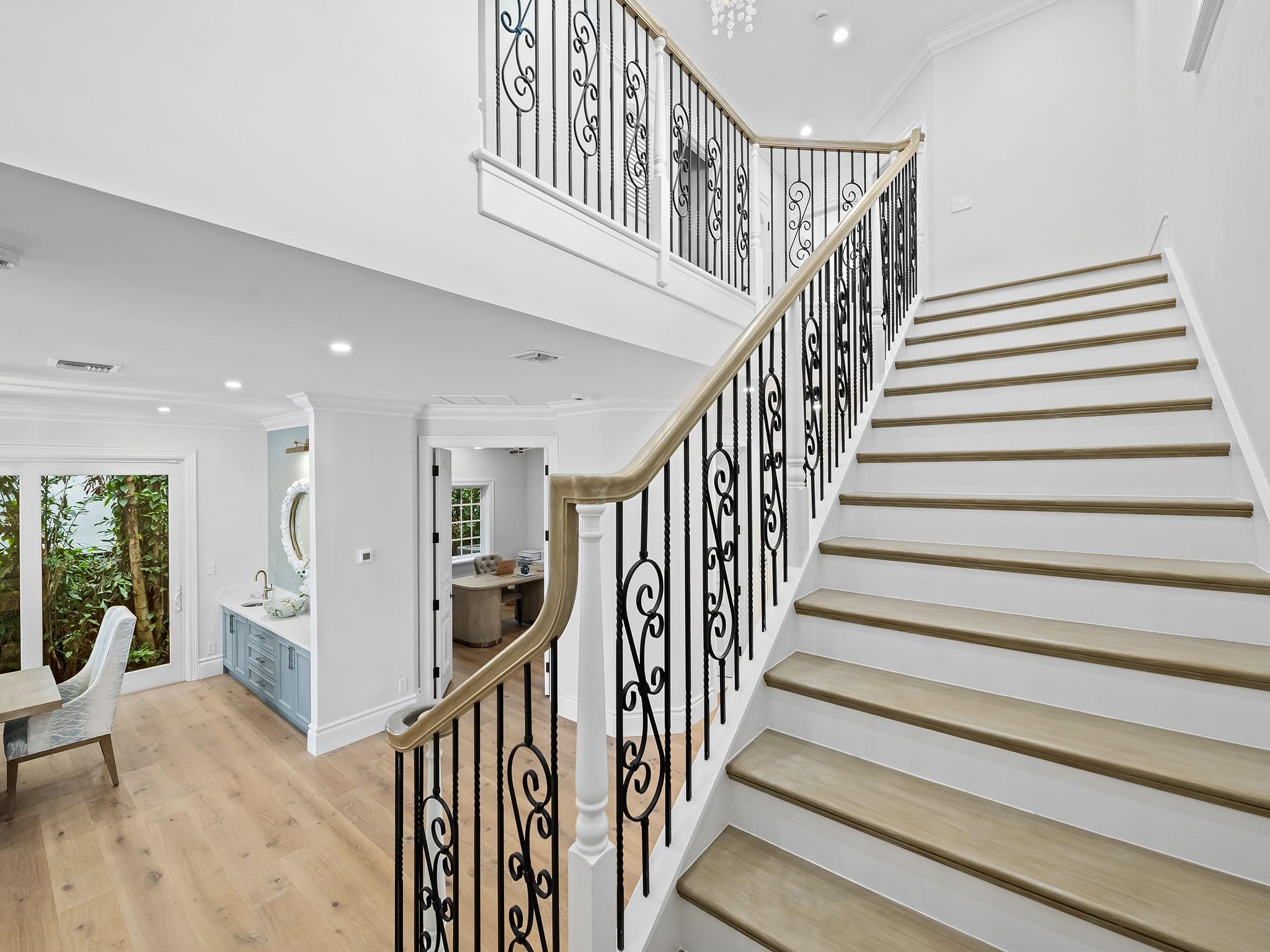 RIO VISTA ISLES - Residential