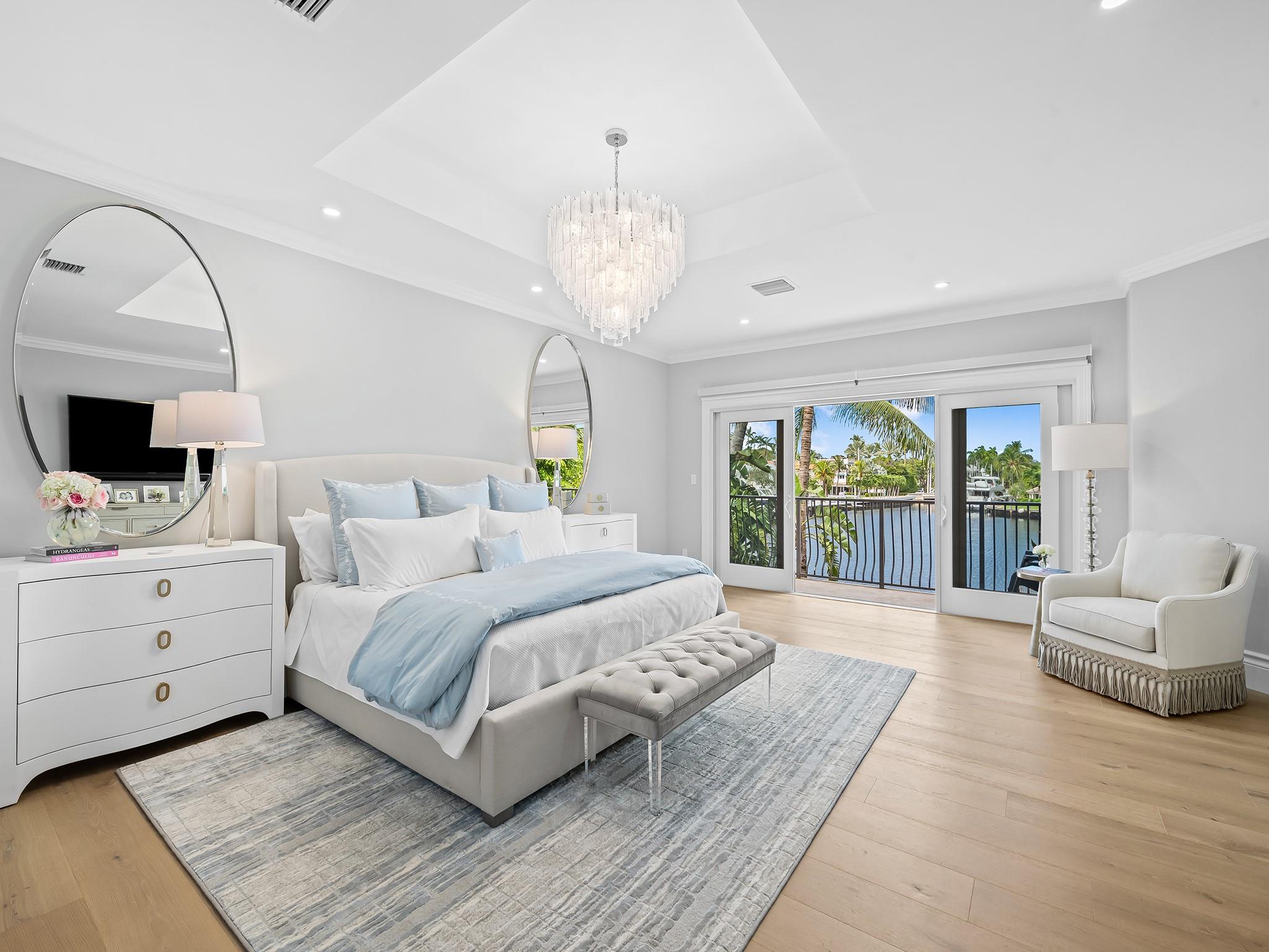 RIO VISTA ISLES - Residential