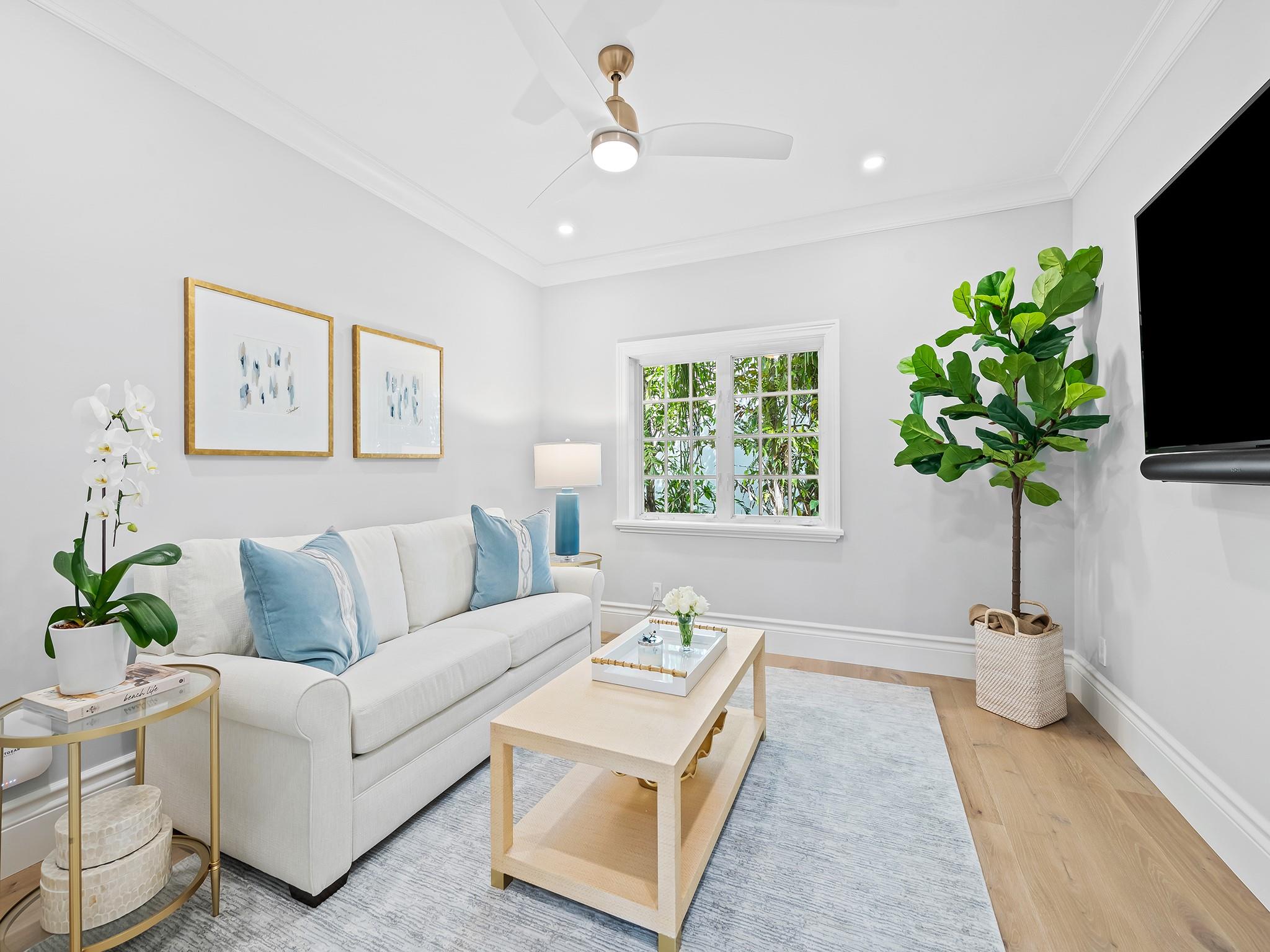 RIO VISTA ISLES - Residential