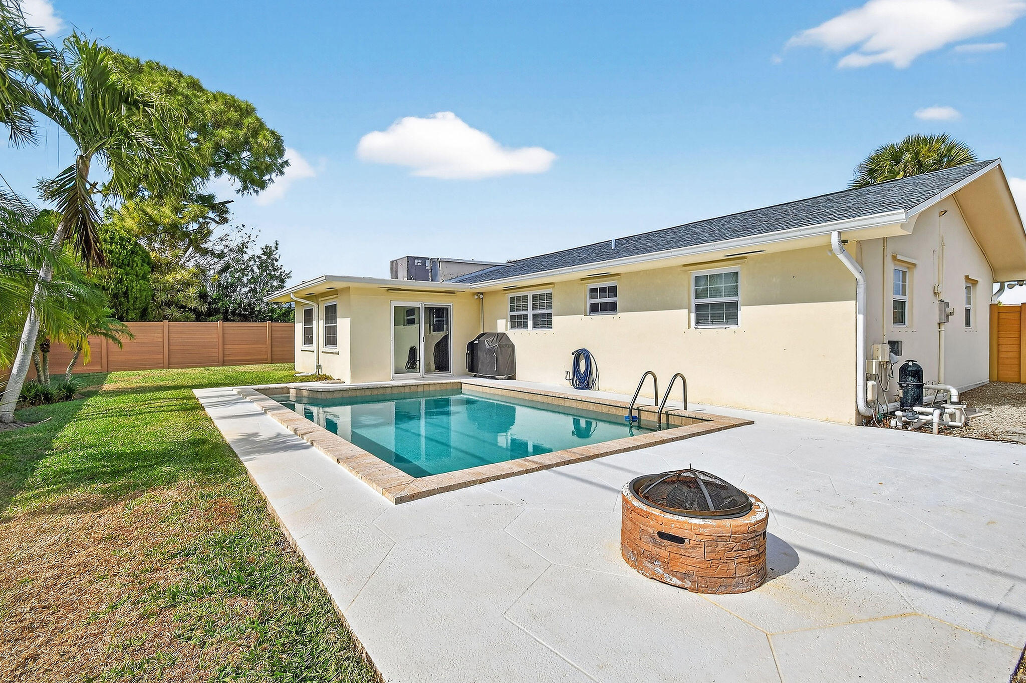 PALM BEACH GARDENS 5 - Residential