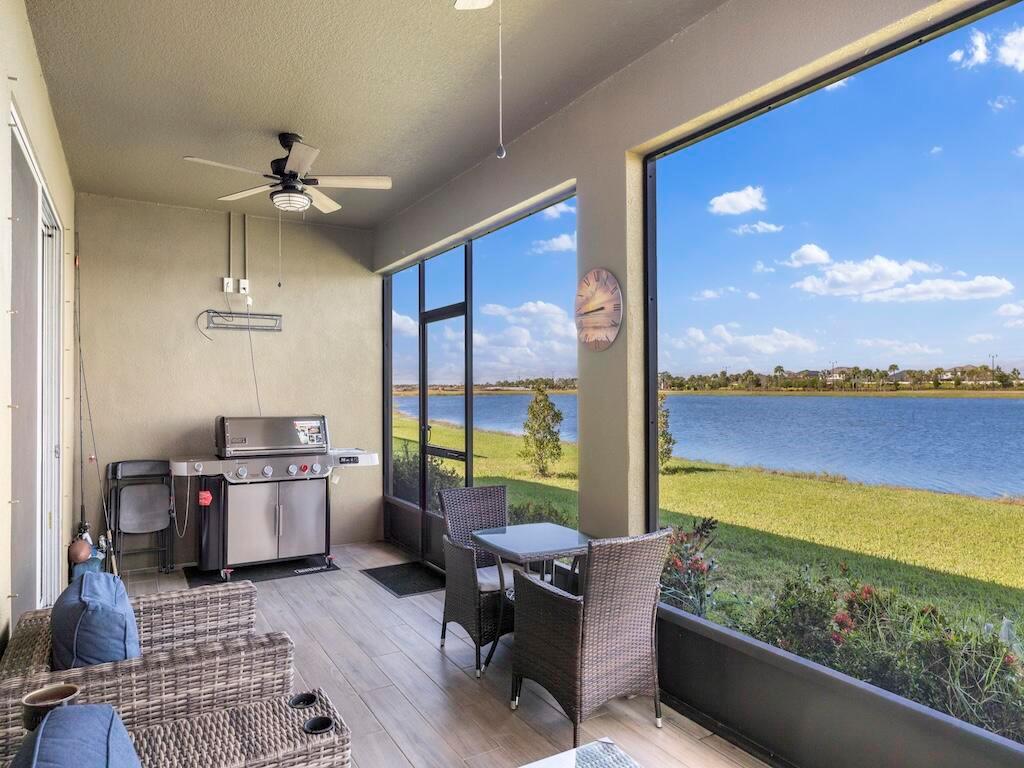 TRADITION PLAT NO 20 - TH - Residential Lease