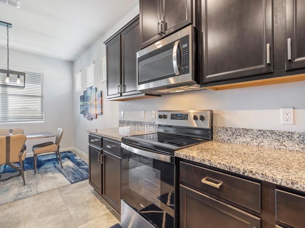 TRADITION PLAT NO 20 - TH - Residential Lease