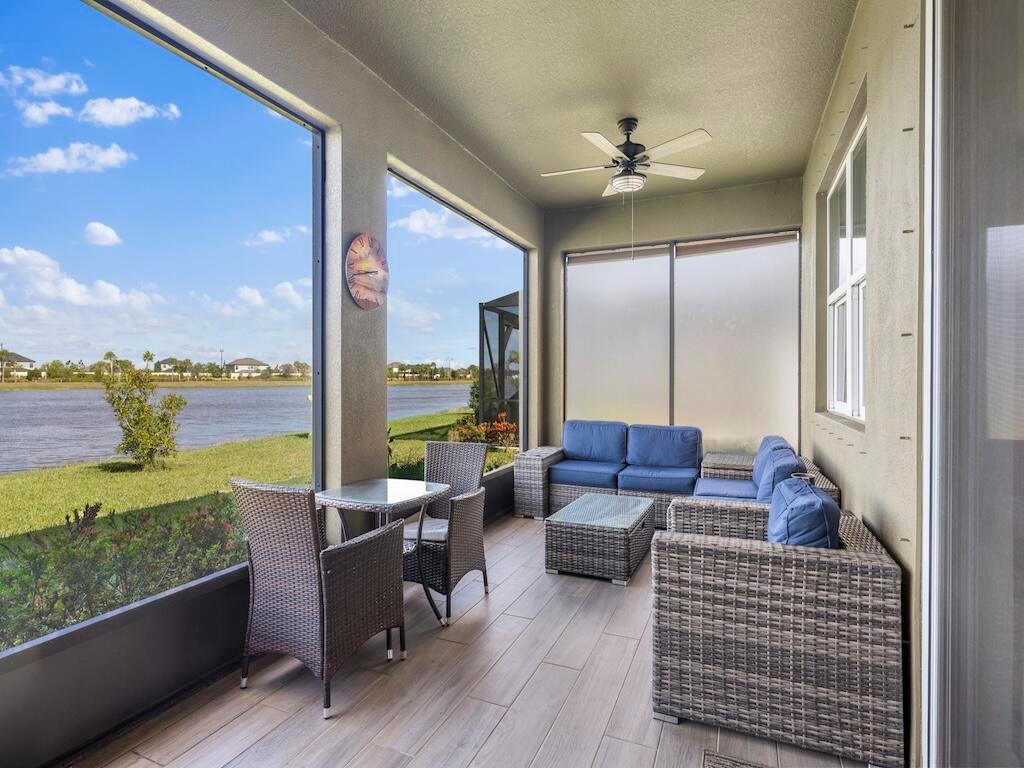 TRADITION PLAT NO 20 - TH - Residential Lease