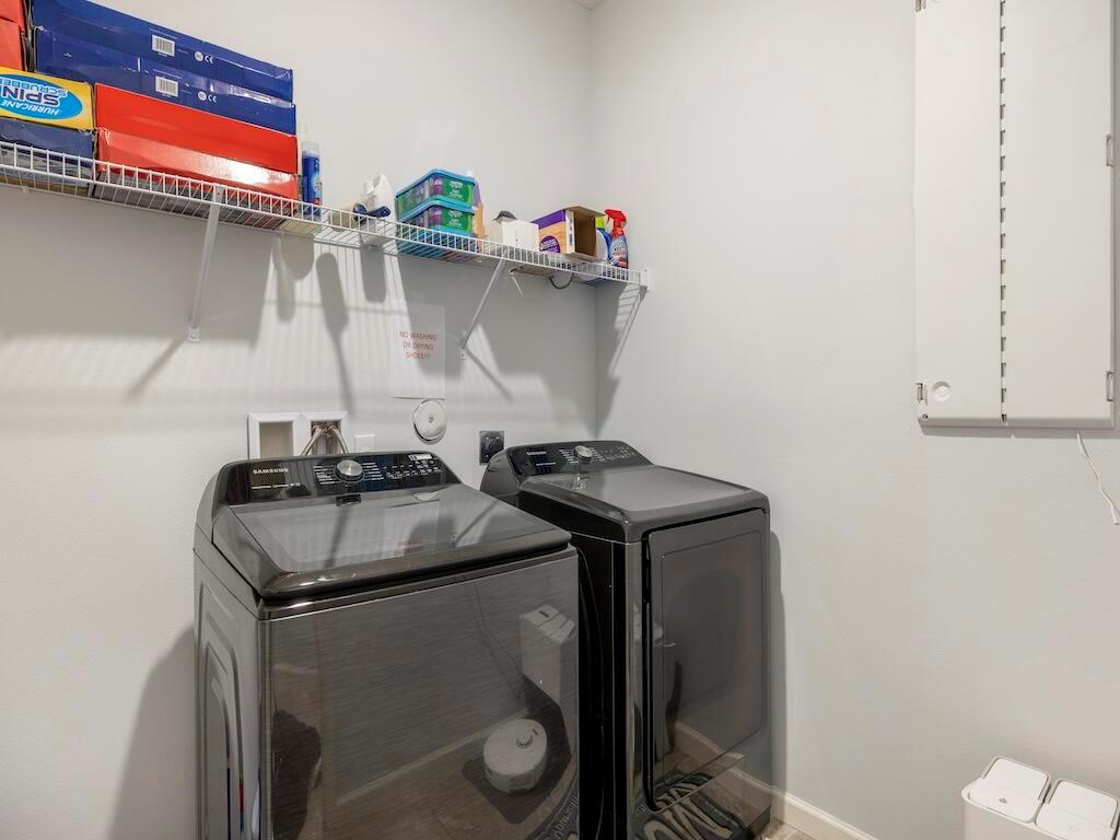 TRADITION PLAT NO 20 - TH - Residential Lease