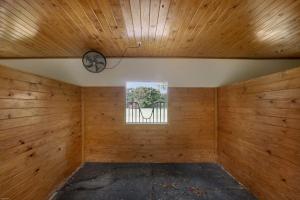 MALLET HILL OF WELLINGTON - Residential