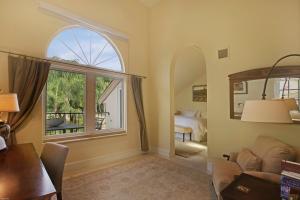 MALLET HILL OF WELLINGTON - Residential