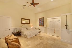 MALLET HILL OF WELLINGTON - Residential