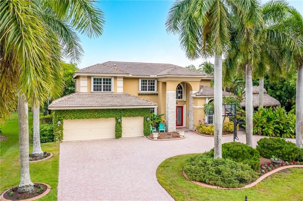 Photo of 500 NW 118th Way, Coral Springs, FL 33071 (MLS # F10292687)