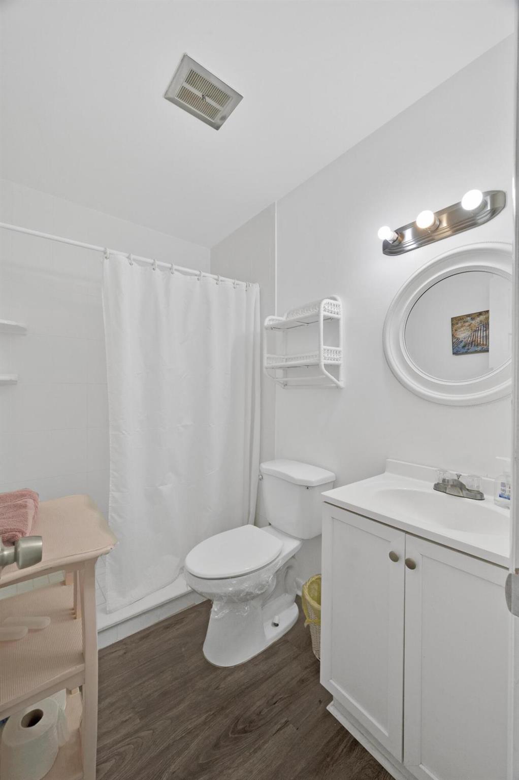 Photo 15 of 27 of 2929 SE Ocean Boulevard 9 condo