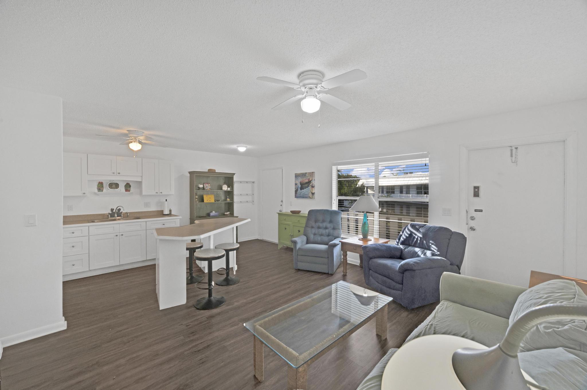 Photo 11 of 27 of 2929 SE Ocean Boulevard 9 condo