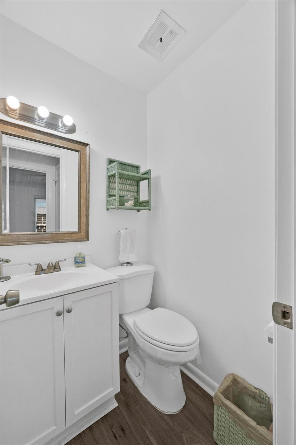 Photo 18 of 27 of 2929 SE Ocean Boulevard 9 condo