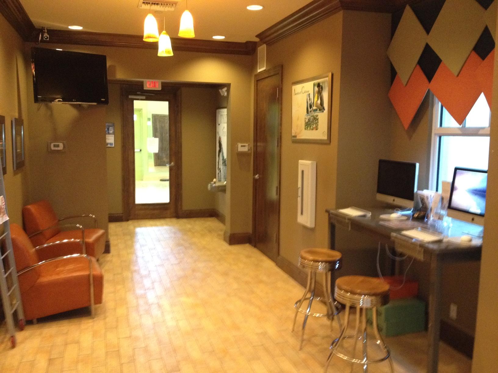 CITYSIDE CONDO - Residential