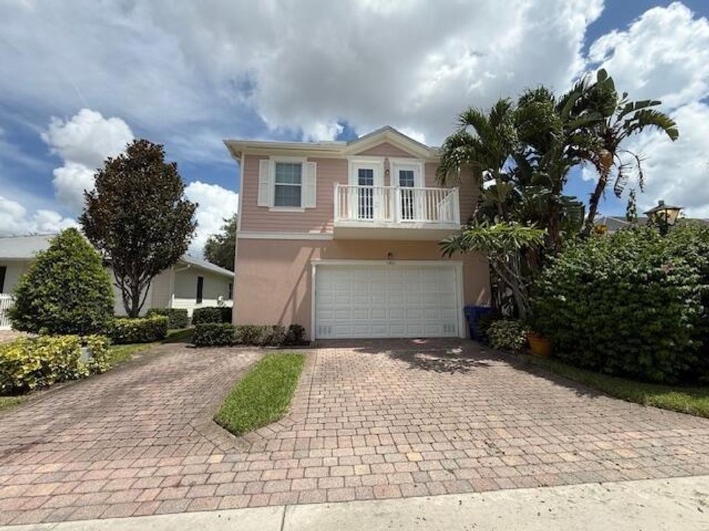 Photo of 1382 Dakota Drive #2, Jupiter, FL 33458 (MLS # R11112735)