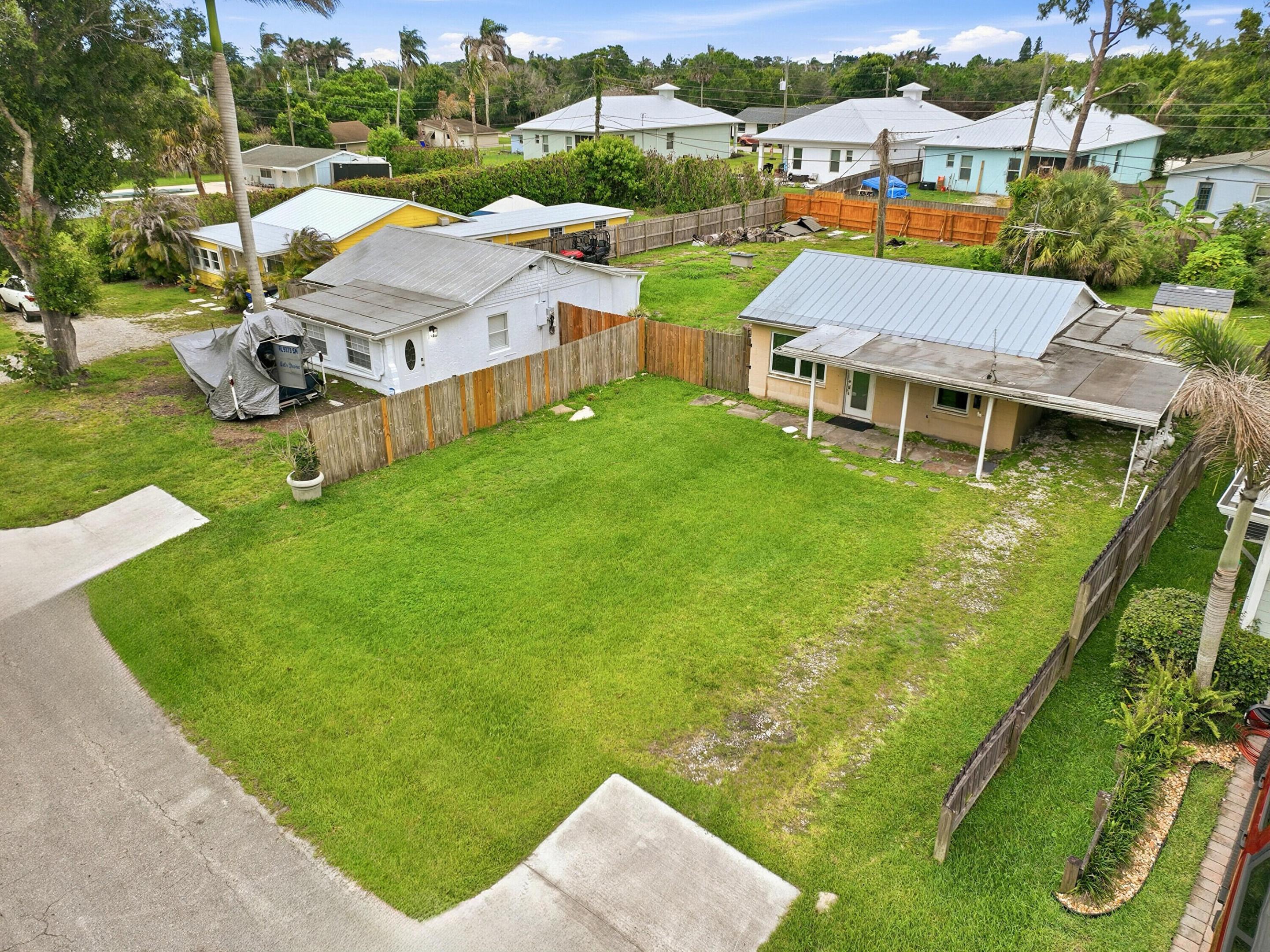 996 SW 34th Terrace