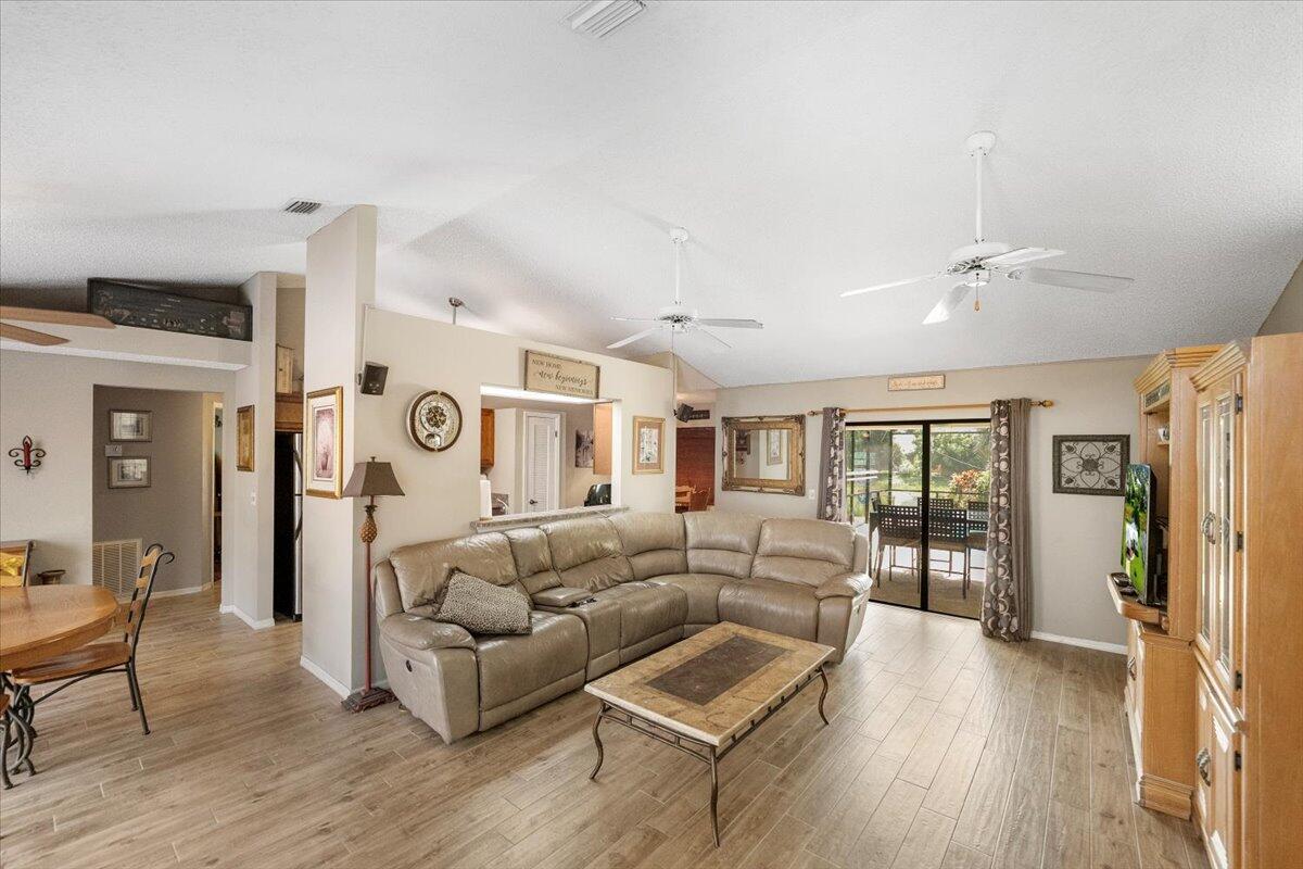 PORT ST LUCIE SECTION 43 - Residential