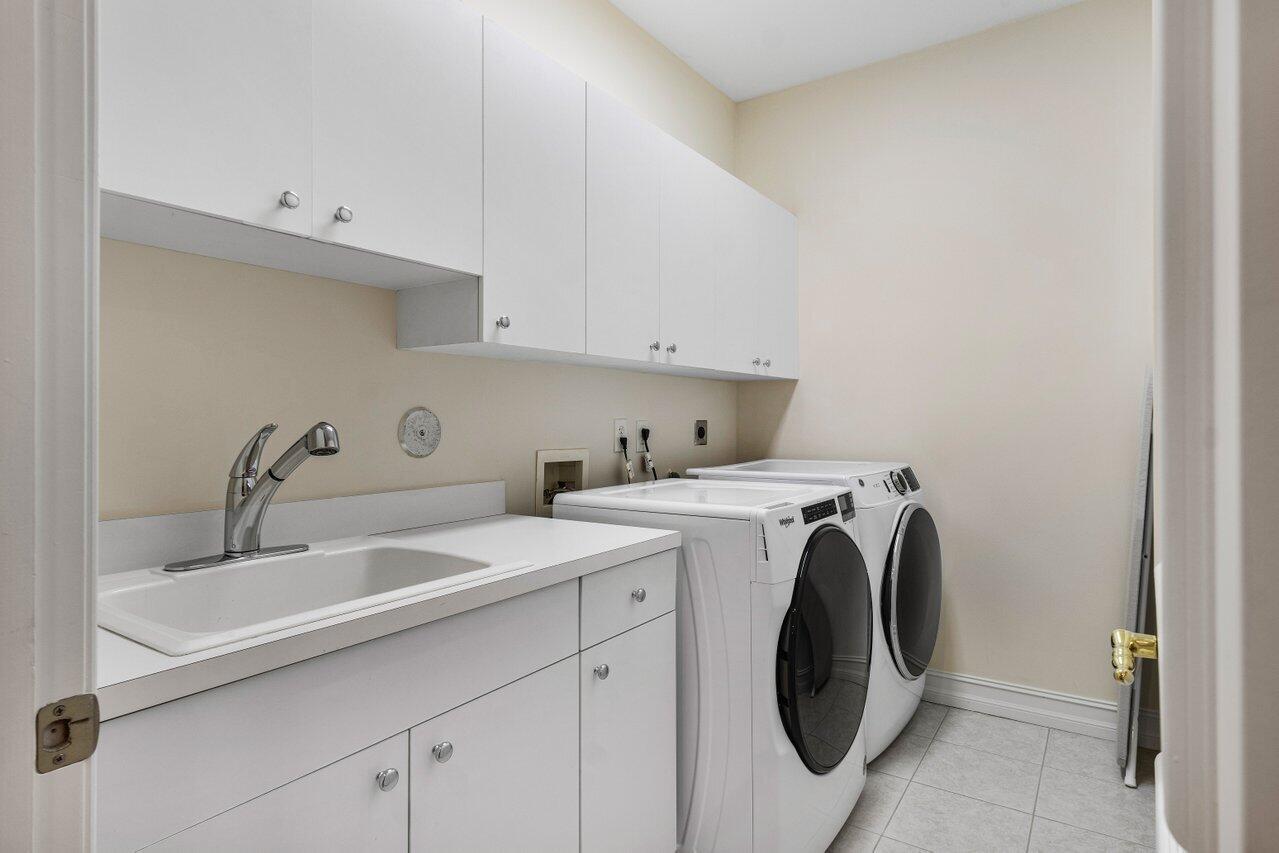 OCEAN GRANDE PLACE - Residential Lease