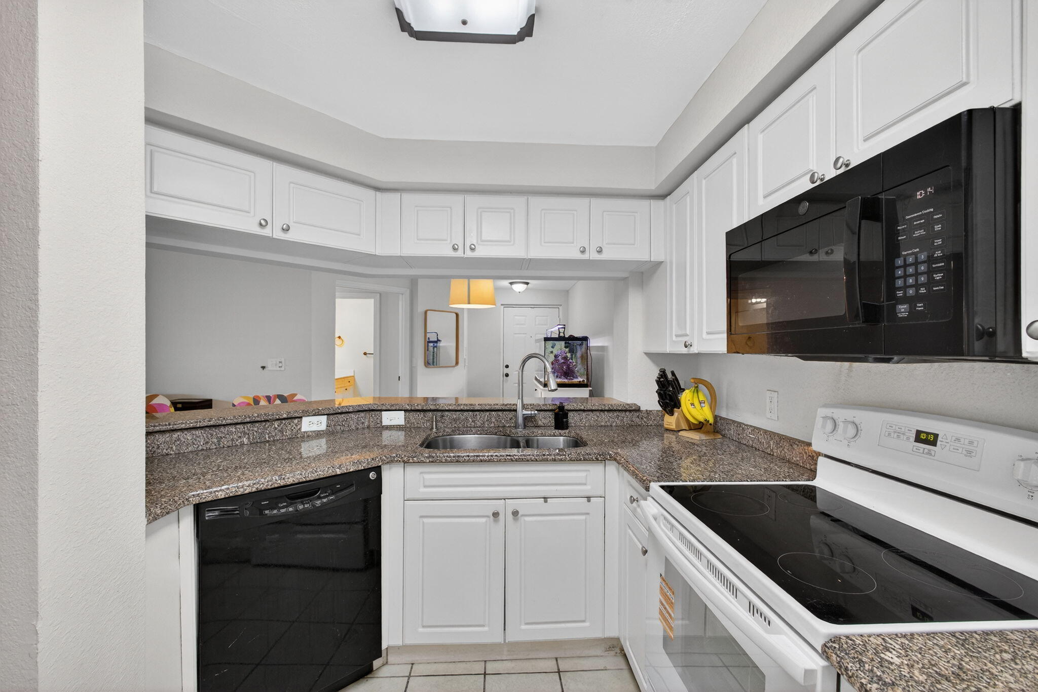 SAN MATERA THE GARDENS CONDO - Residential