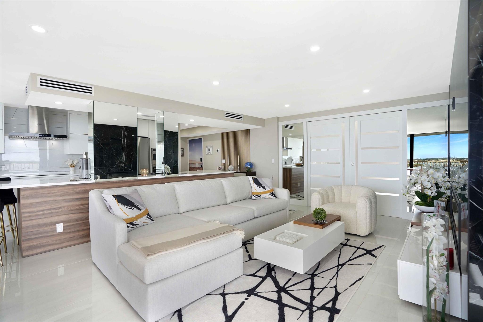 DUNES TOWERS COND A & B 15-42-43, PART OF GOV LOT - Residential