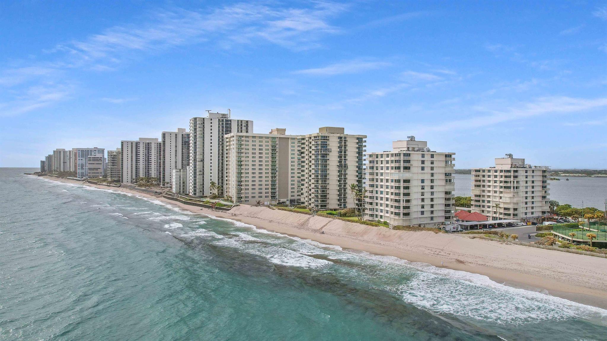 DUNES TOWERS COND A & B 15-42-43, PART OF GOV LOT - Residential