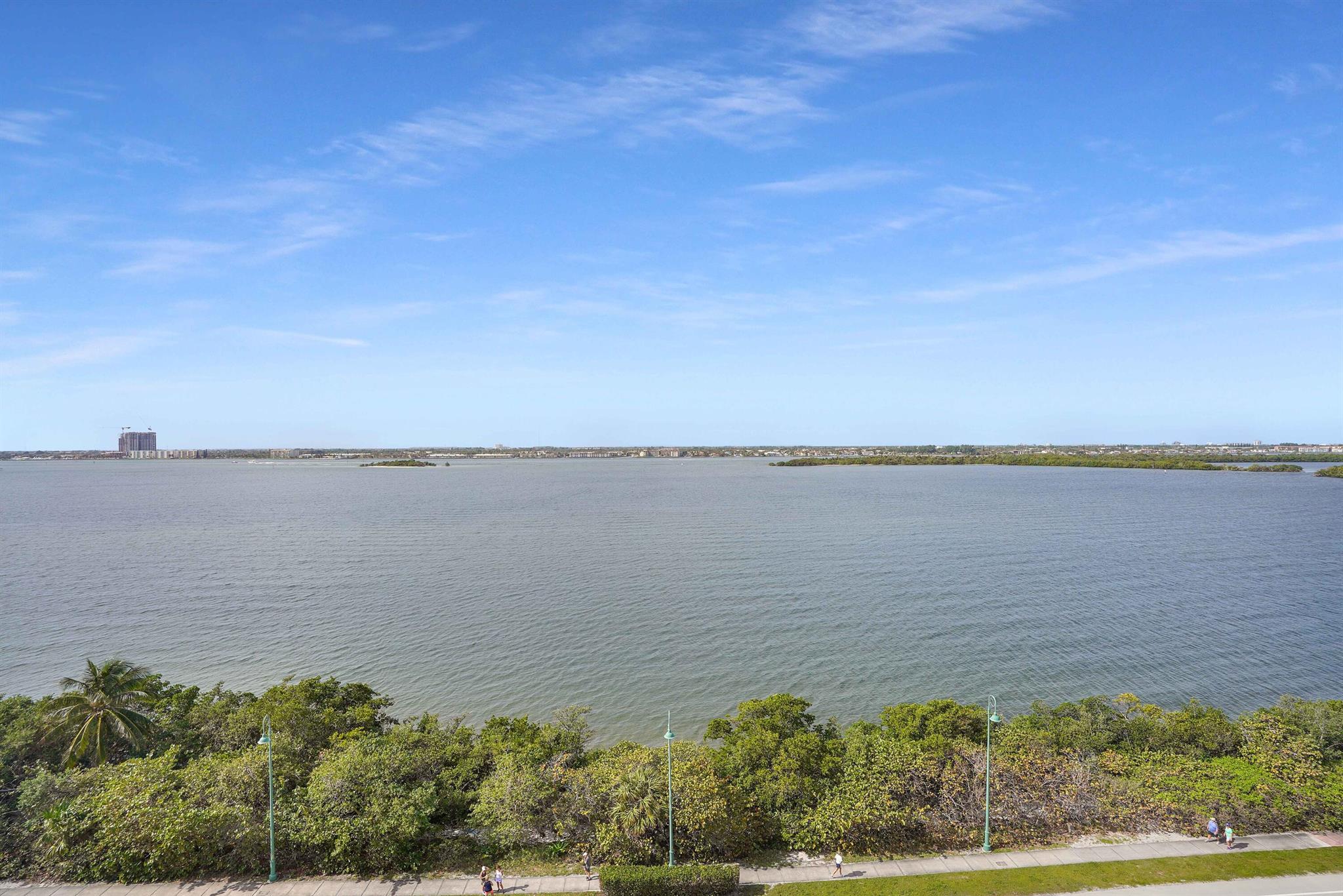 DUNES TOWERS COND A & B 15-42-43, PART OF GOV LOT - Residential