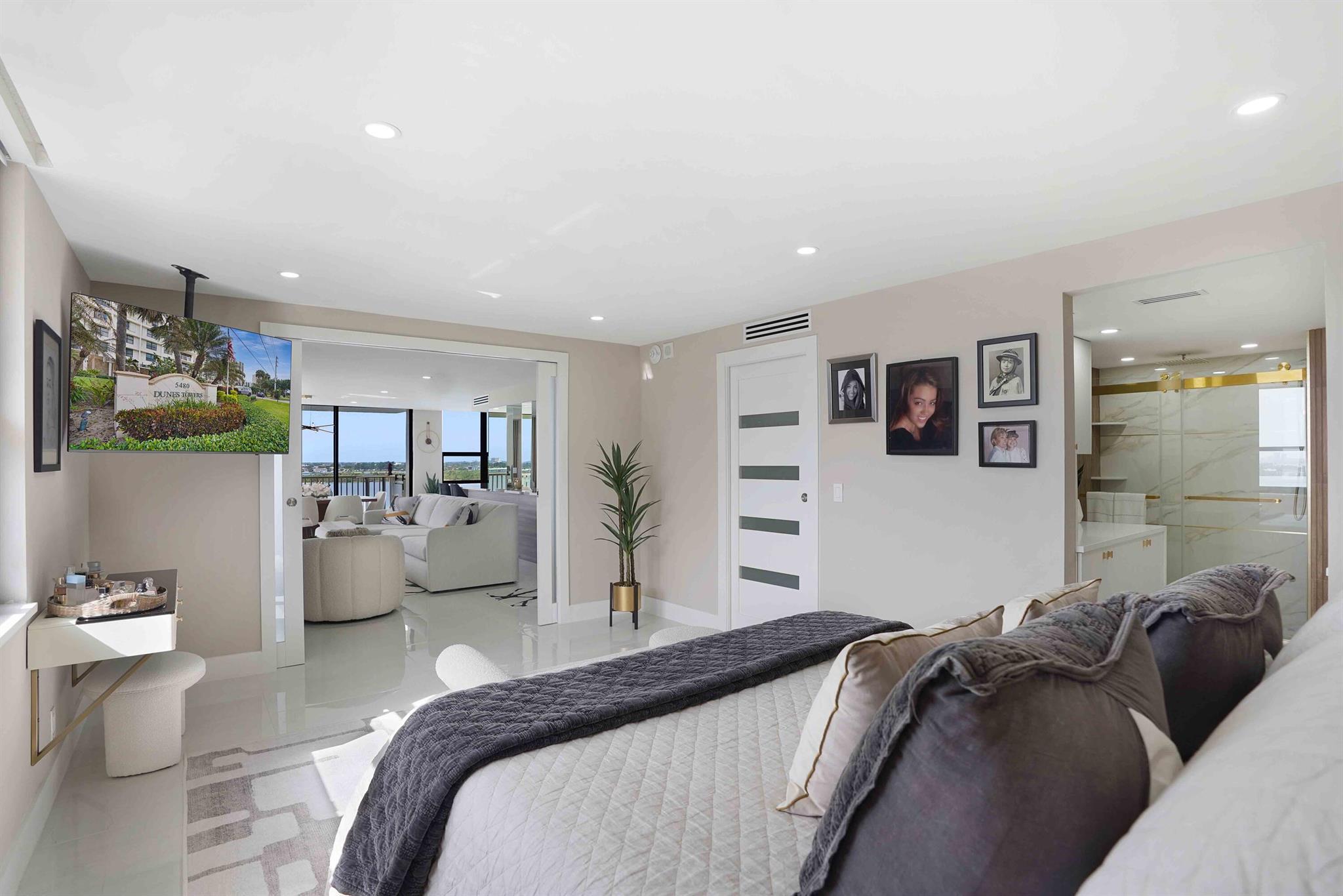 DUNES TOWERS COND A & B 15-42-43, PART OF GOV LOT - Residential