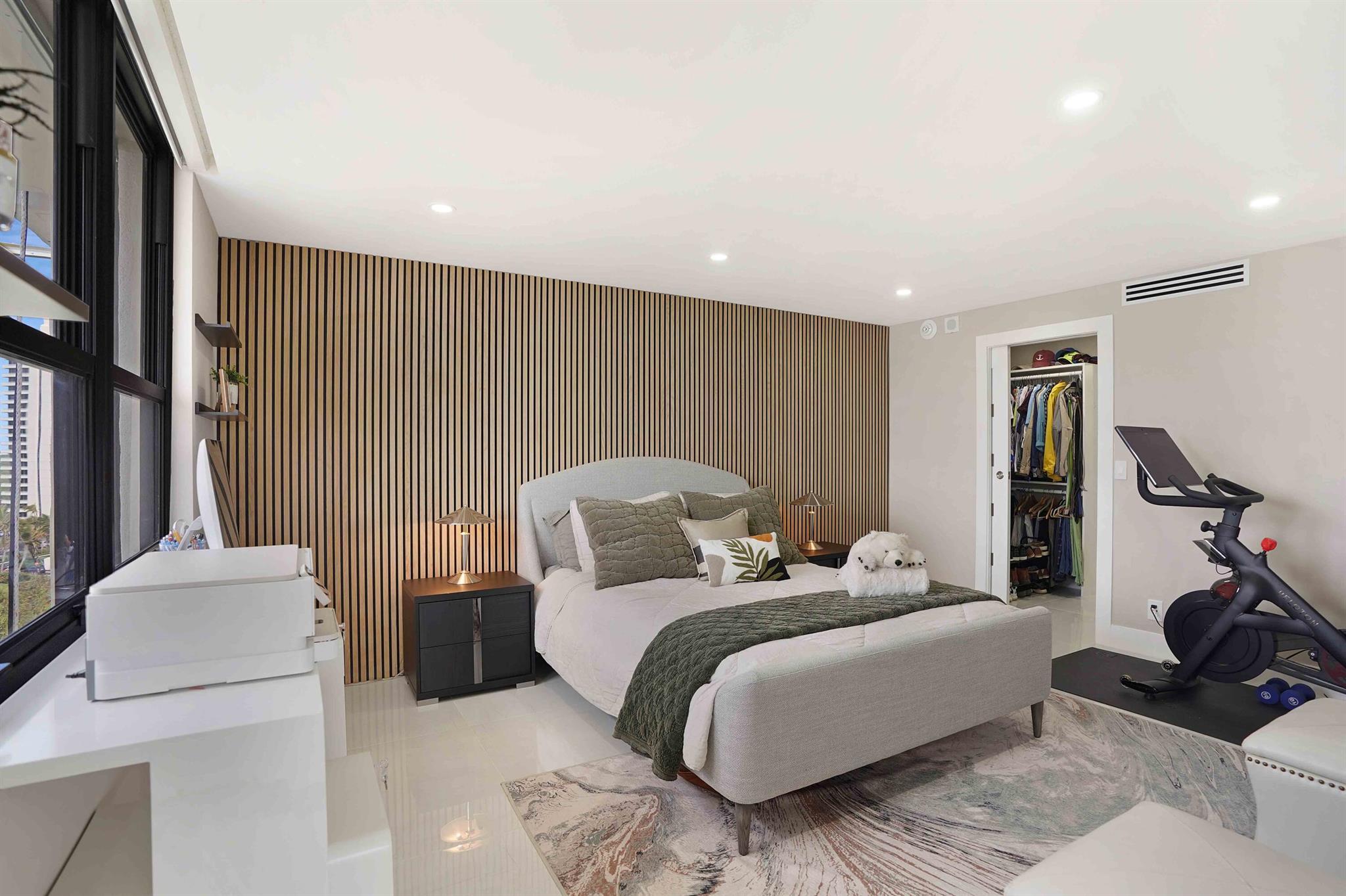 DUNES TOWERS COND A & B 15-42-43, PART OF GOV LOT - Residential