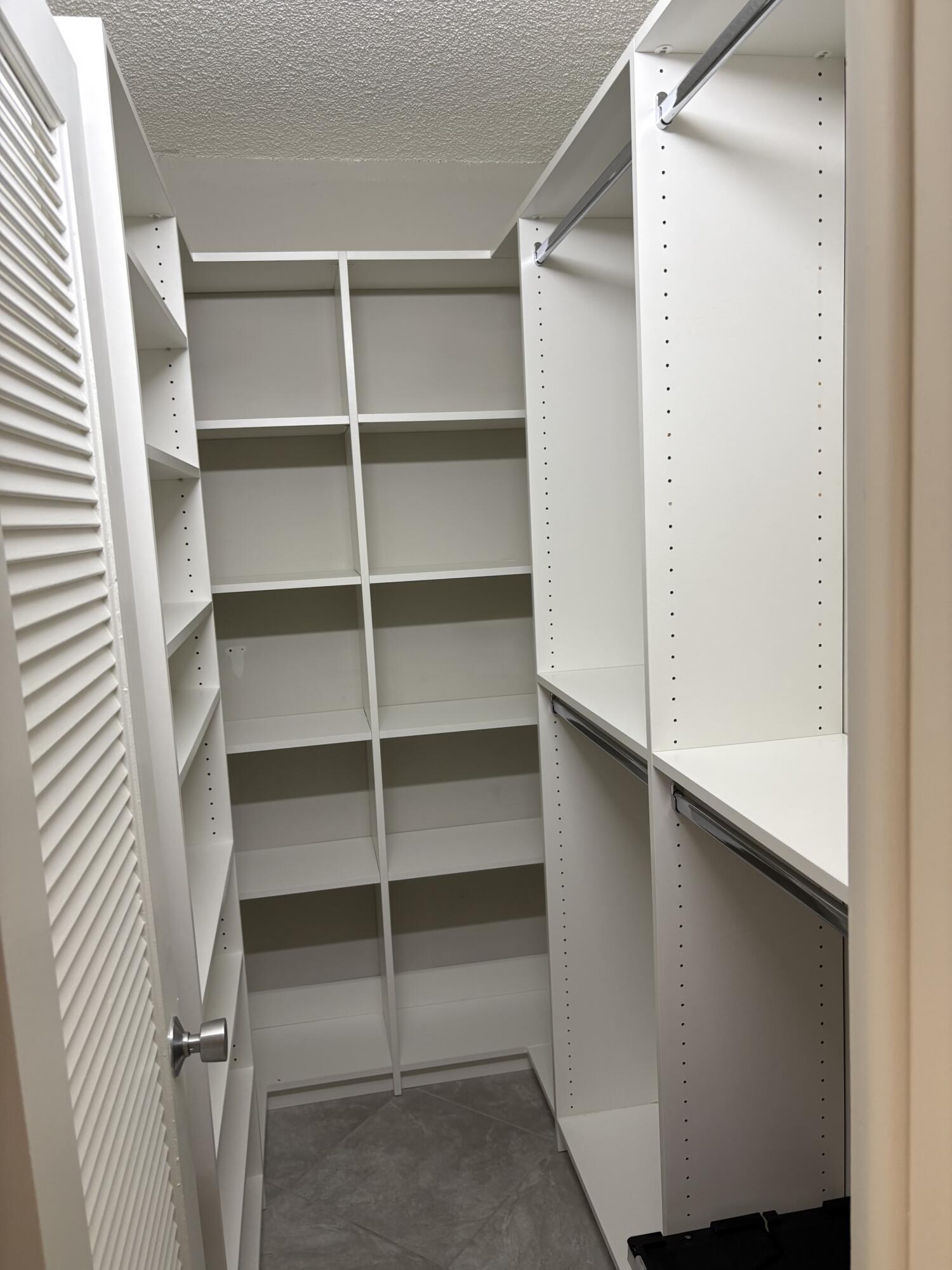 ASHMONT CONDOMINIUM - Residential