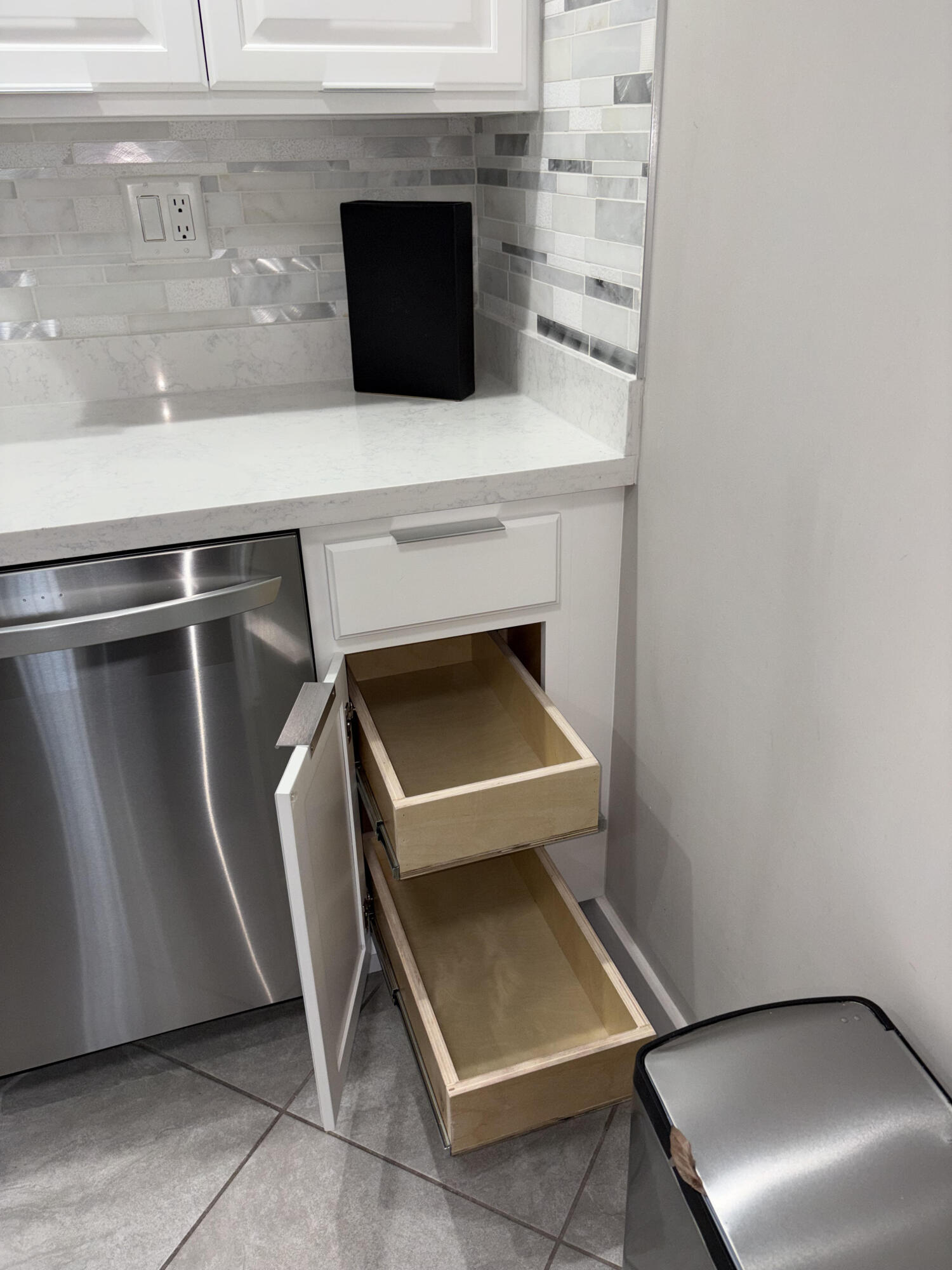 ASHMONT CONDOMINIUM - Residential