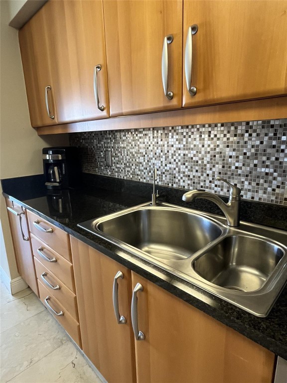 OCEANIA V - Residential