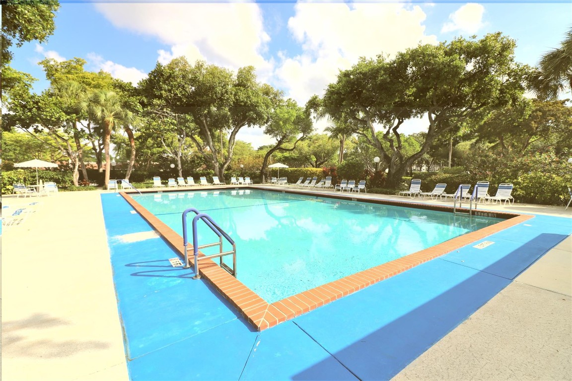 Palm Aire country Club - Residential