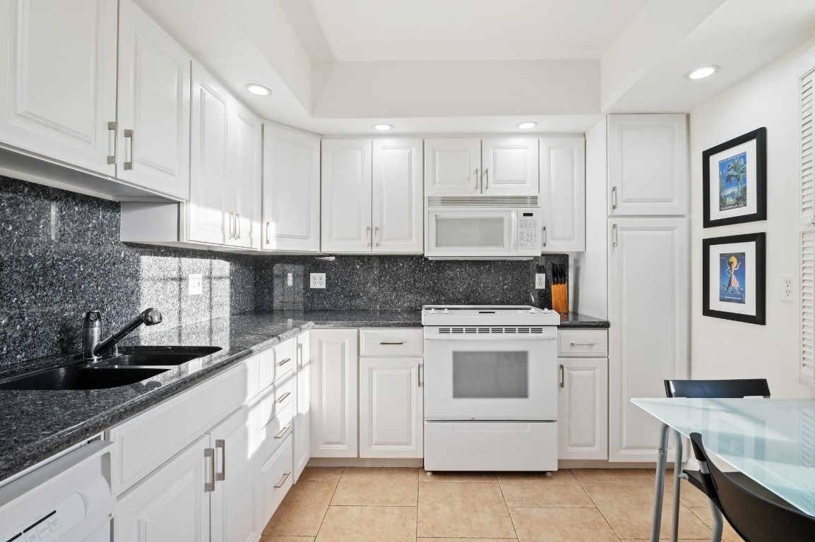 Palm Aire country Club - Residential