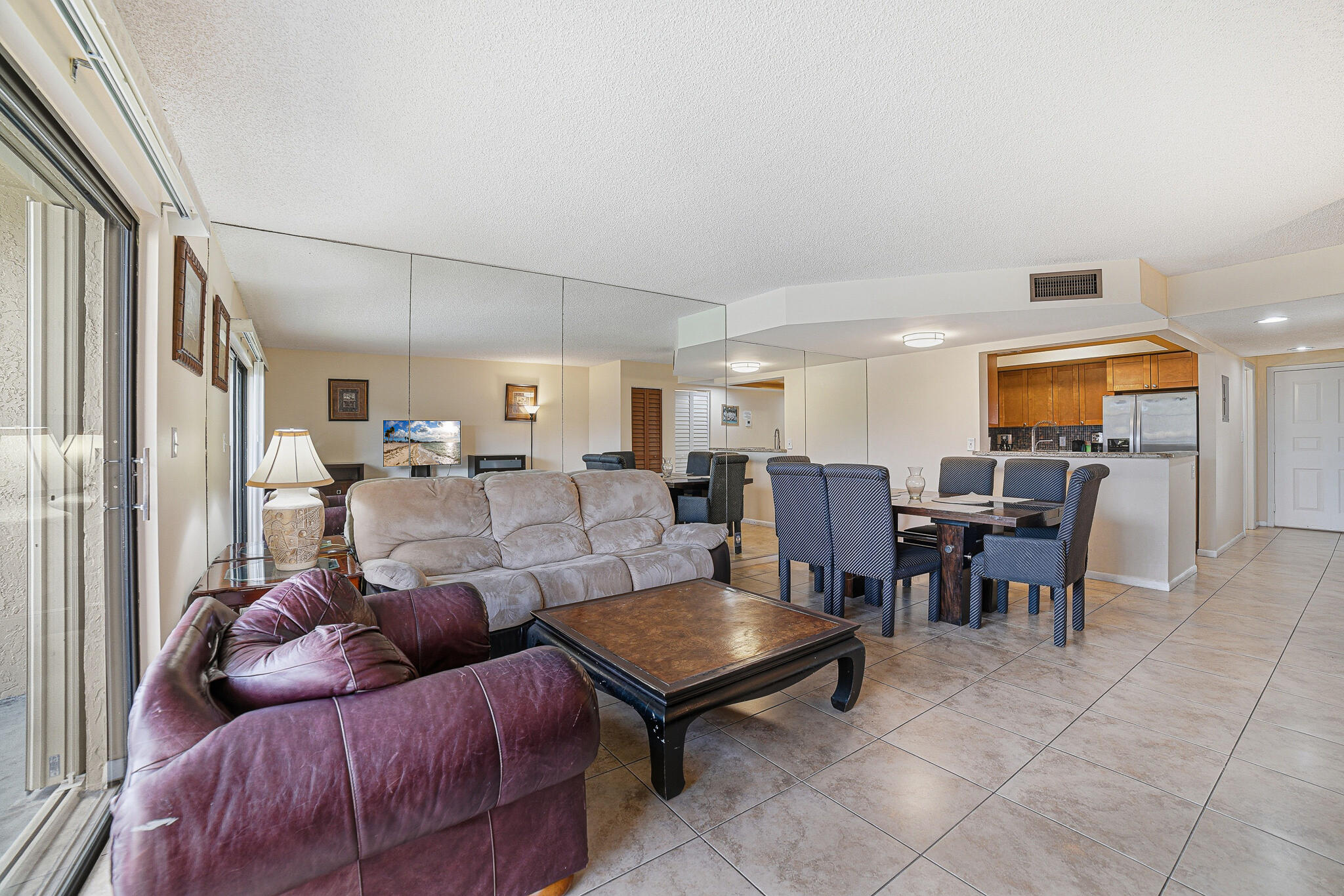 RACQUET CLUB OF DEER CREEK - Residential Lease