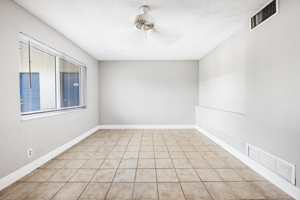 Photo of 1001 SE 16TH Street #15, Fort Lauderdale, FL 33316 (MLS # B26068211)