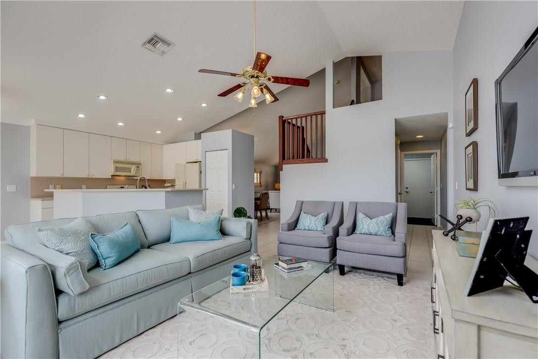 Pembroke Falls*Clubside - Residential