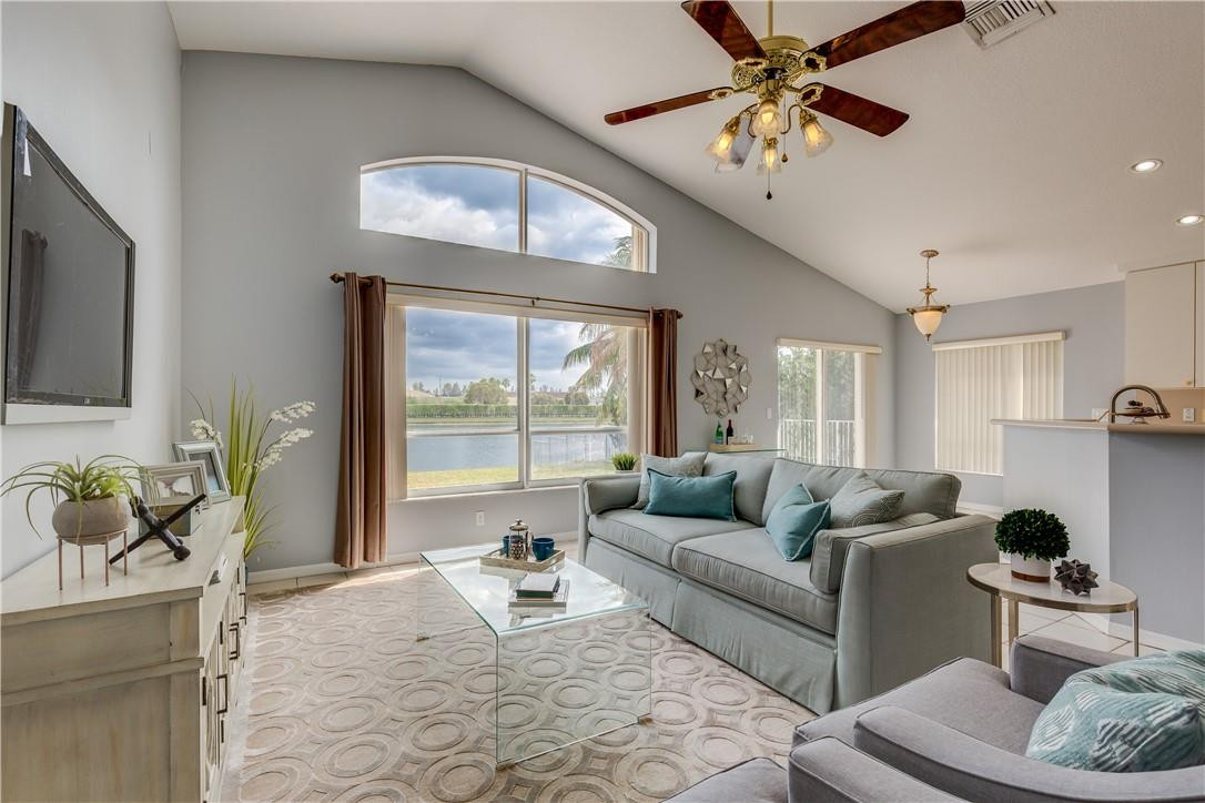 Pembroke Falls*Clubside - Residential