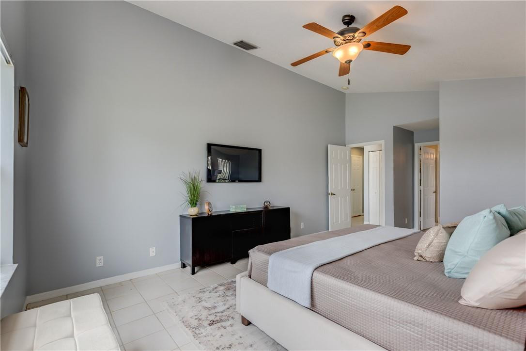 Pembroke Falls*Clubside - Residential