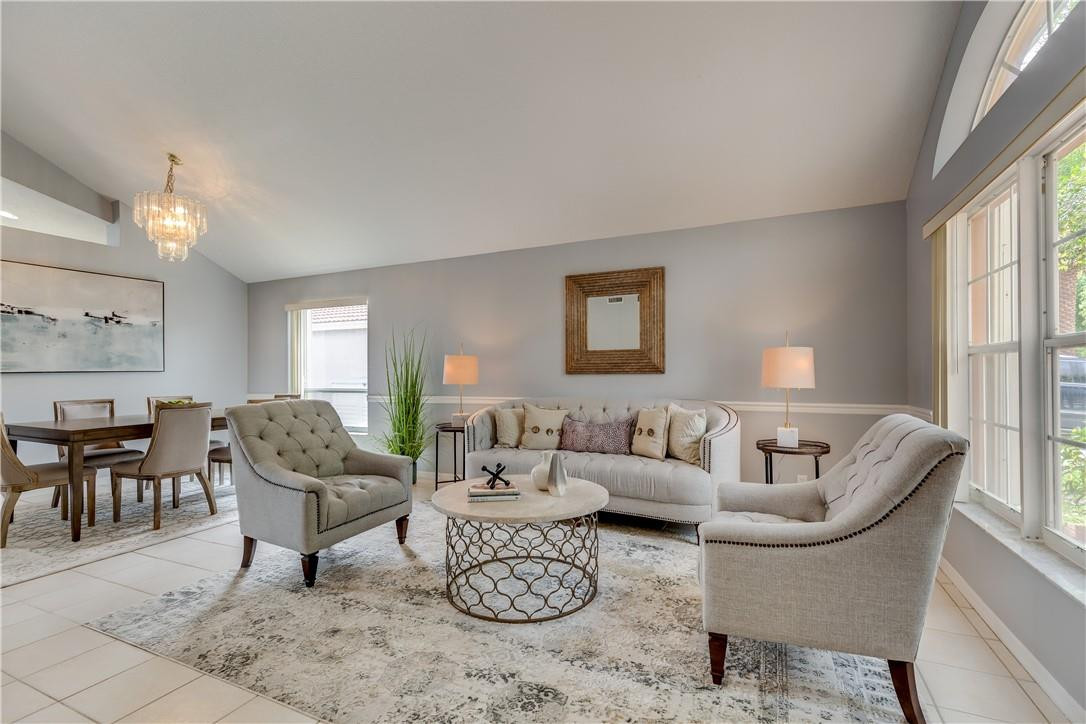 Pembroke Falls*Clubside - Residential